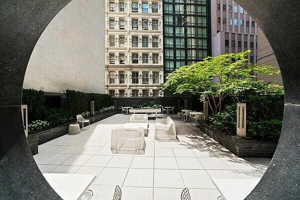 Building Photo - 113 Nassau St