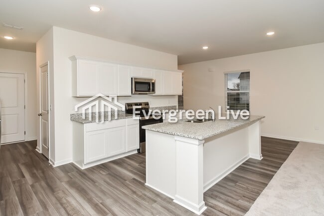 Building Photo - 1064 Large Poppy Dr