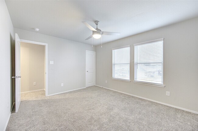 Building Photo - 4215 Fornari Ln