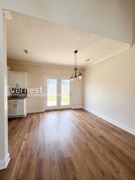 Building Photo - 412 Drema Ct