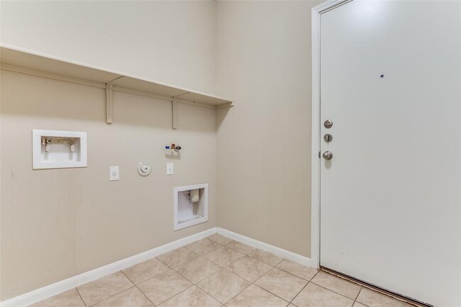 Building Photo - 505 Brashear Ln