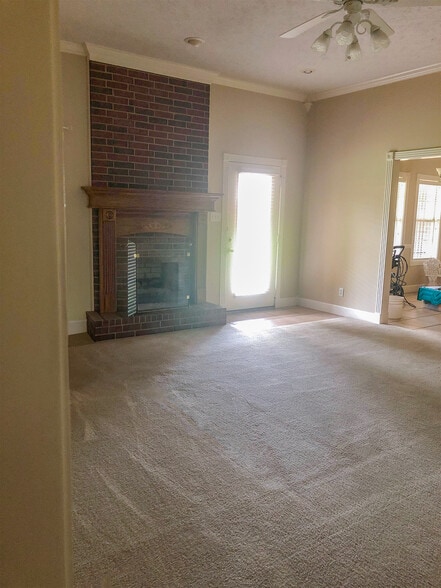 Fireplace in living room - 2405 Tyler Ln