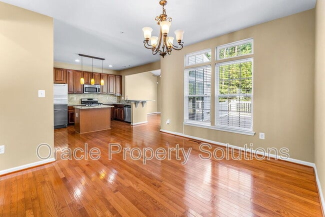 Building Photo - 7550 Maidenhead Dr