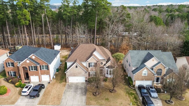 Building Photo - Beautiful Home just minutes from Mountain Island lake