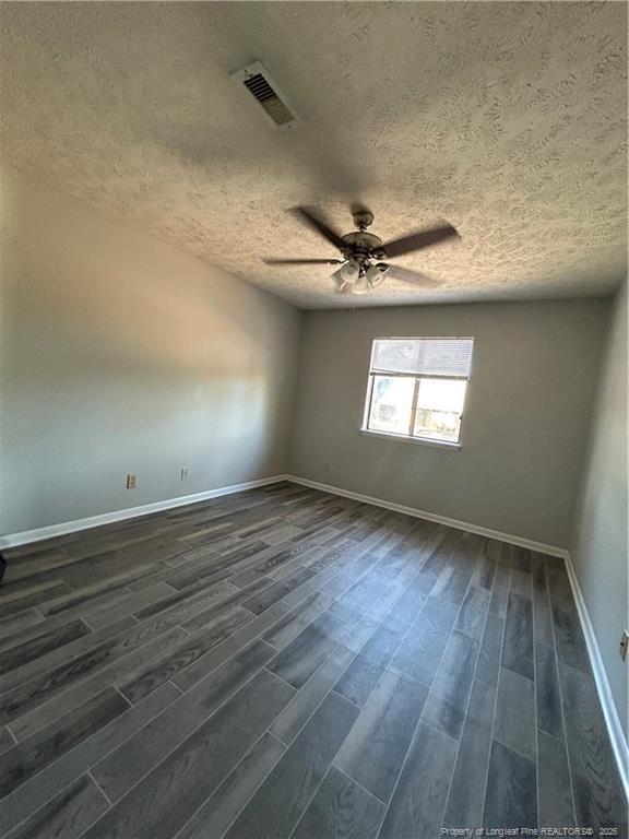 Building Photo - 945 Applewood Ln