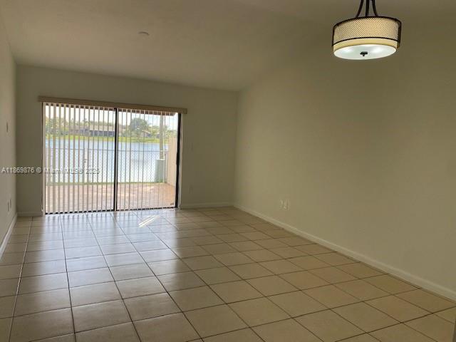 Building Photo - 11741 SW 125th Ct
