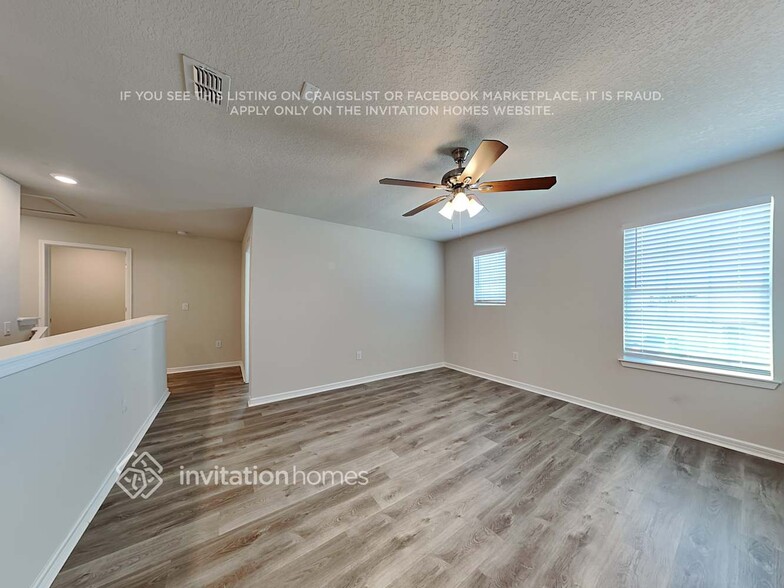 Building Photo - 3831 Spruce Creek Dr