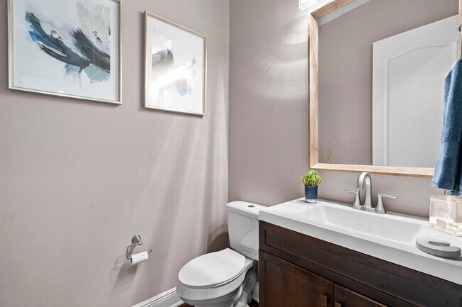 Building Photo - Perfect Home waiting for you!