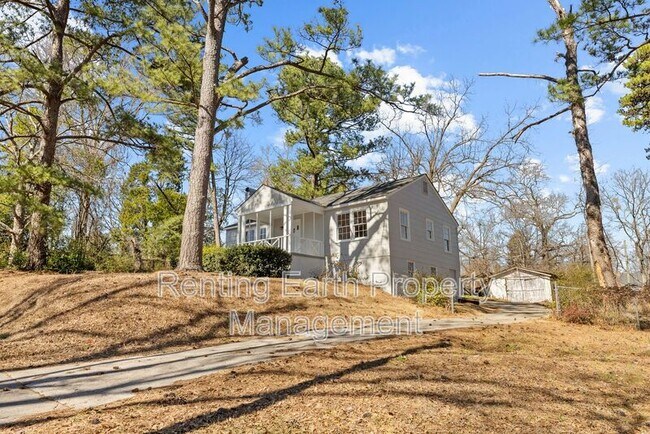 Building Photo - 1820 33rd St Ensley