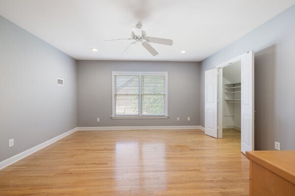 Master bedroom - 4207 Kirtland Rd