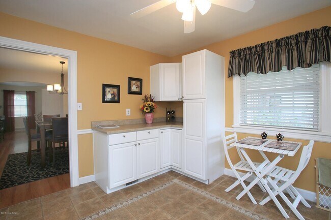 Building Photo - 2324 Emerson Ave