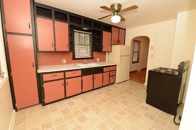 Building Photo - 311 W Stanley St