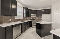 Building Photo - 71 N Forrest Ave