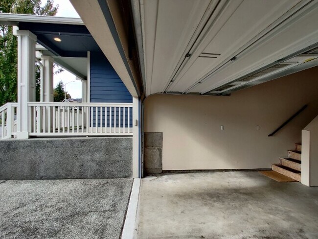 Building Photo - 1580 Ridgeview Loop SW