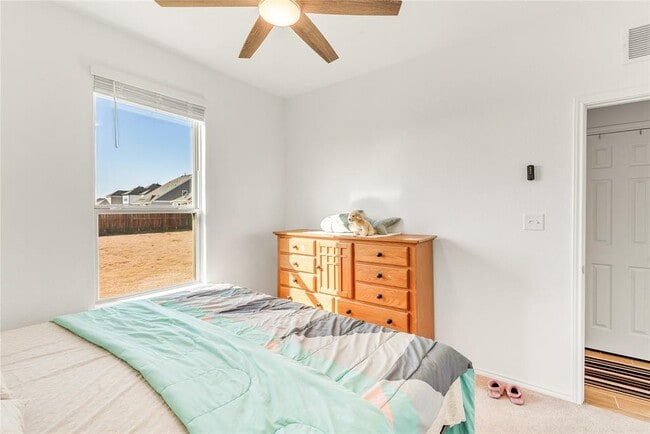 Building Photo - 308 Singing Dove Wy