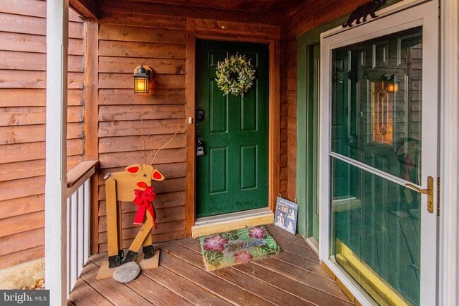 Building Photo - 2743 Rutland Rd