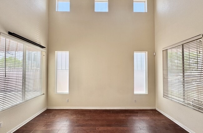 Building Photo - 6039 Glowing Cottage Ct