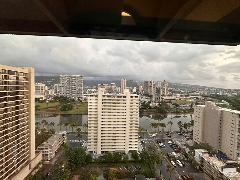 View Ala Wai - 421 Olohana St