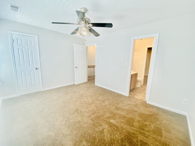 Building Photo - Beautiful 2 Bed Waterfront Townhome in Virginia Beach FOR RENT by PMI VA