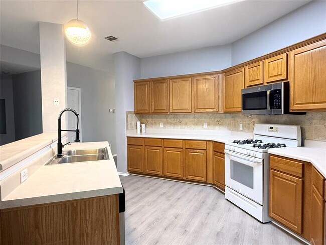 Building Photo - 1506 Cora Marie Dr