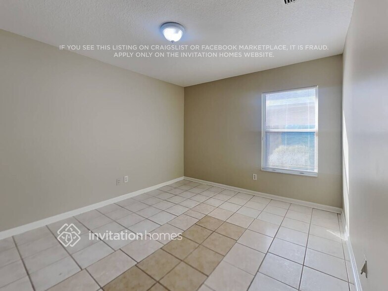 Building Photo - 523 Charles Pinckney St