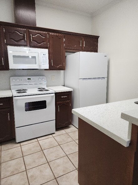 Building Photo - 603 Buena Vista Dr