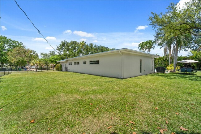 Building Photo - 8380 SW 186th St