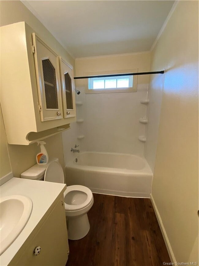 Building Photo - 1421 Cactus Dr