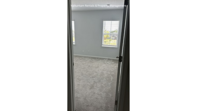 Building Photo - 36 Fieldfare Ln