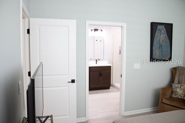 Building Photo - 1314 Good Life Wy