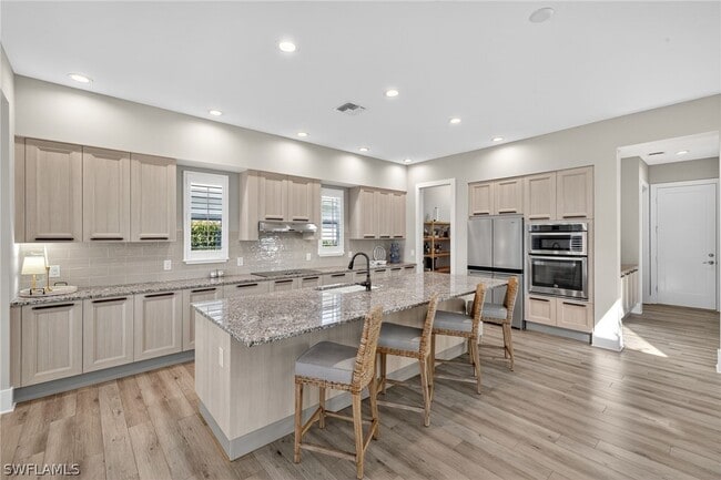 Building Photo - 14832 Dockside Ln