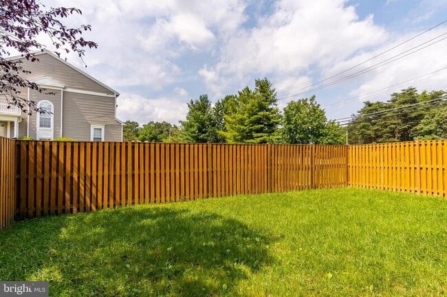 Building Photo - 46 Running Brooke Dr