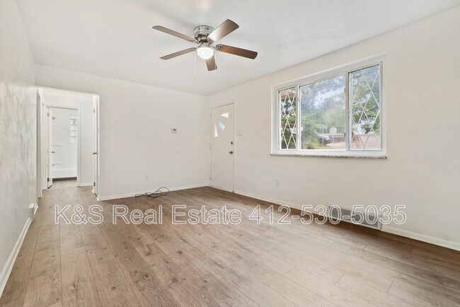 Building Photo - 318 McCutcheon Ln