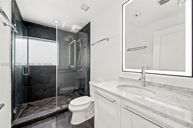 Building Photo - 900 Biscayne Blvd