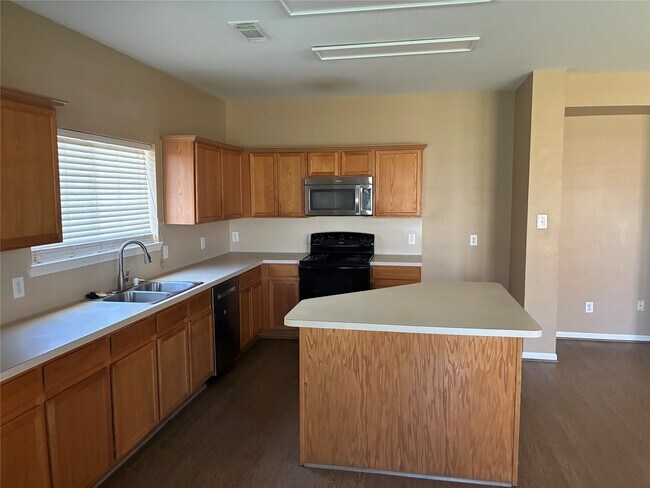 Building Photo - 6214 Channelbrook Ln