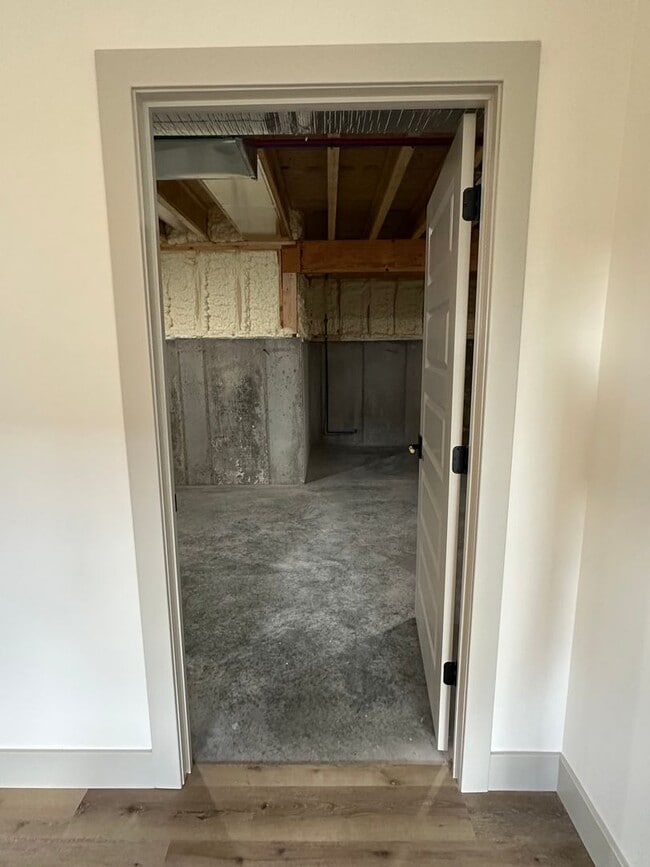 Building Photo - NEW CONSTRUCTION 5 Bed 3 Bath w/ Walk Out Basement Waynesville School District