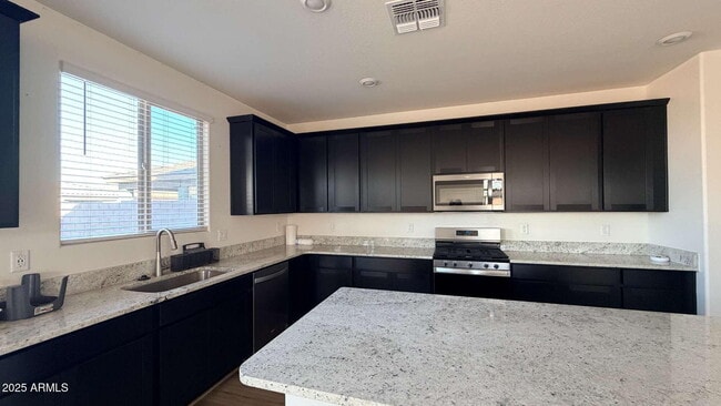 Building Photo - 36658 W San Alvarez Ave