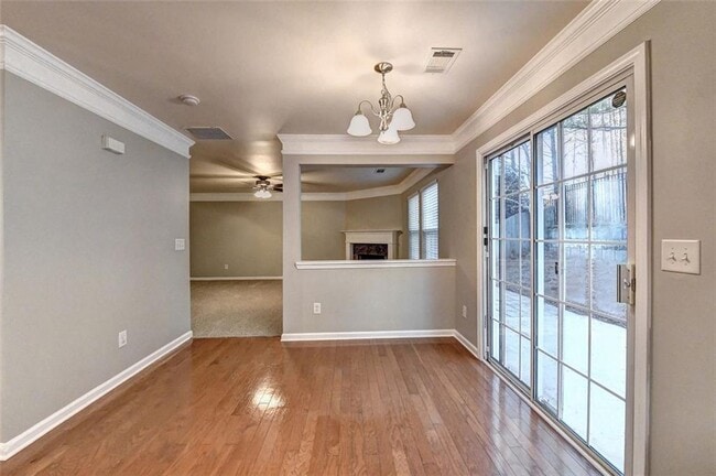 Building Photo - 3070 Centerglen Ln