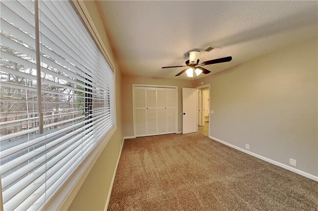 Building Photo - 831 Muirfield Trce