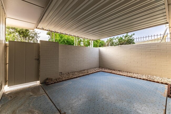 Building Photo - 13066 N 100th Dr