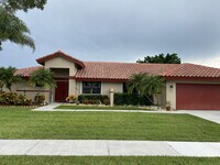 Building Photo - 2153 Amesbury Cir