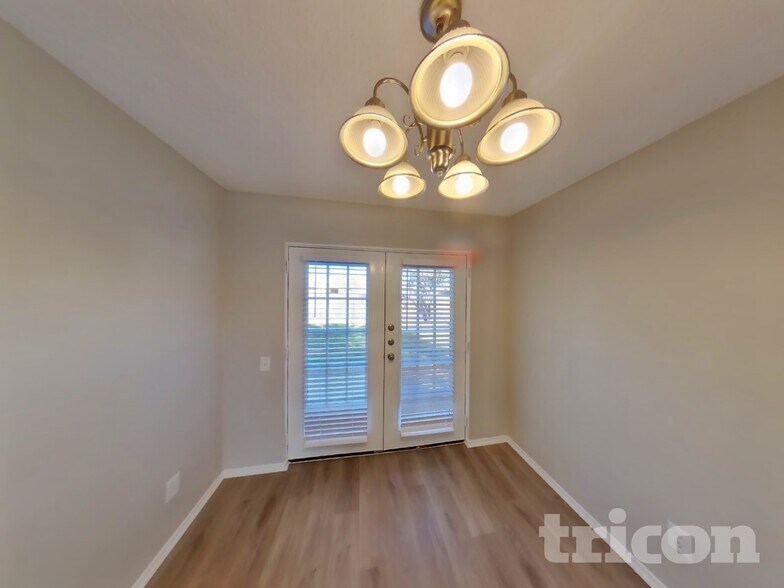 Building Photo - 3308 Steamboat Dr