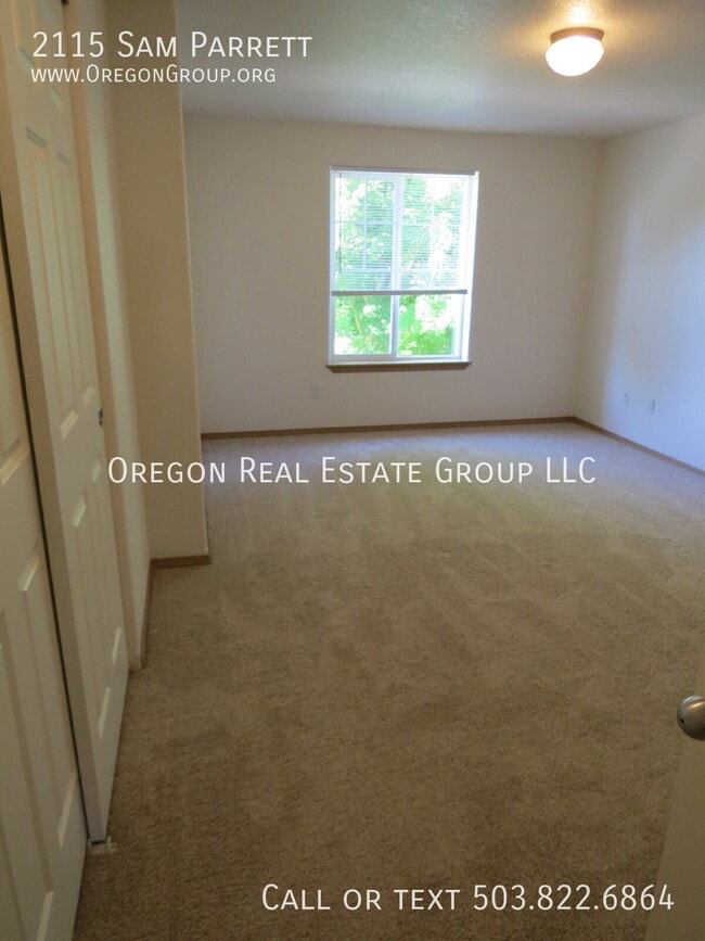 Building Photo - 2115 Sam Parrett Dr