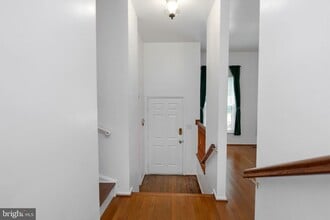 Building Photo - 8207 Cedar Landing Ct