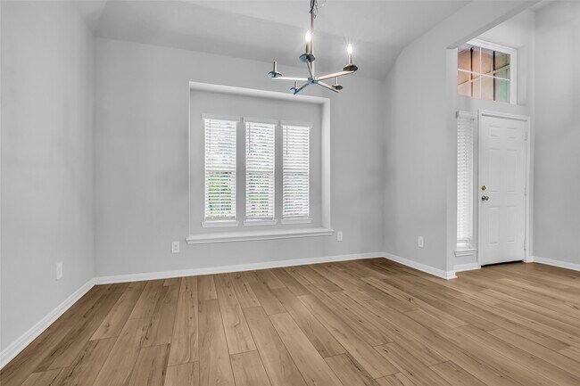 Building Photo - 3430 Redbridge court