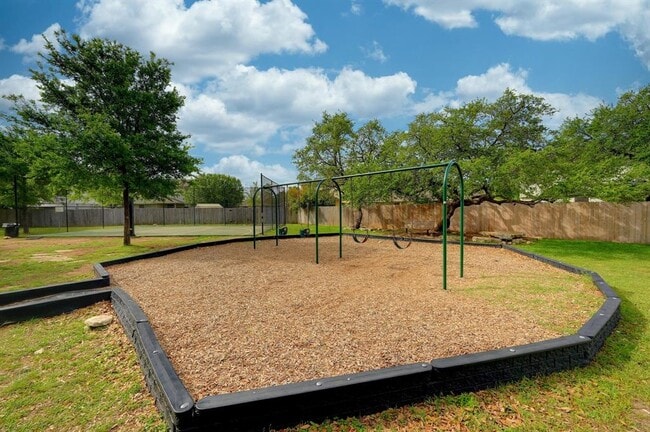 Building Photo - 3410 Flowstone Ln