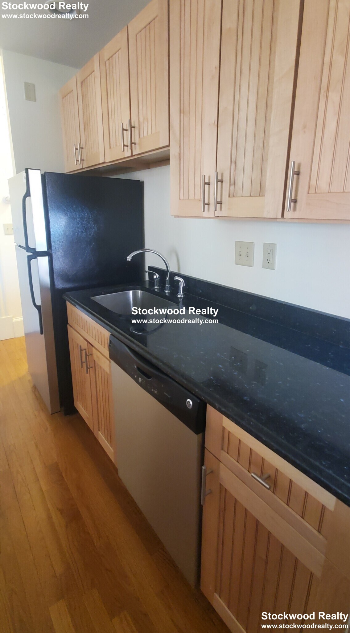 Building Photo - 195 Commonwealth Ave