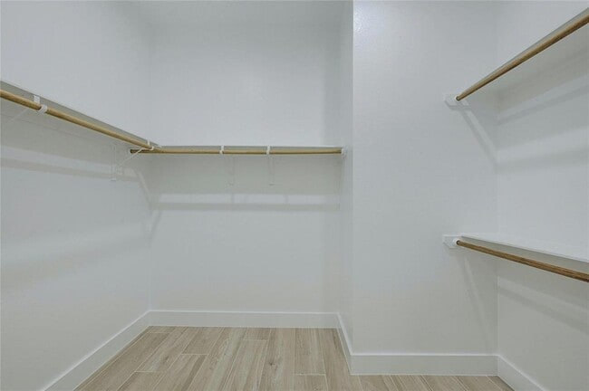 Building Photo - 14 Rhapsody Ln