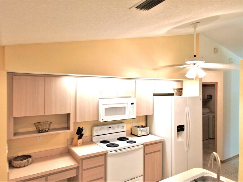 Building Photo - 19615 SW 93rd Lane