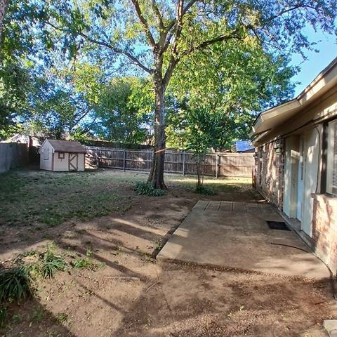 Building Photo - 3201 Willow Bend Ct
